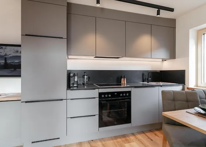 Haus Tauernblick 4 *